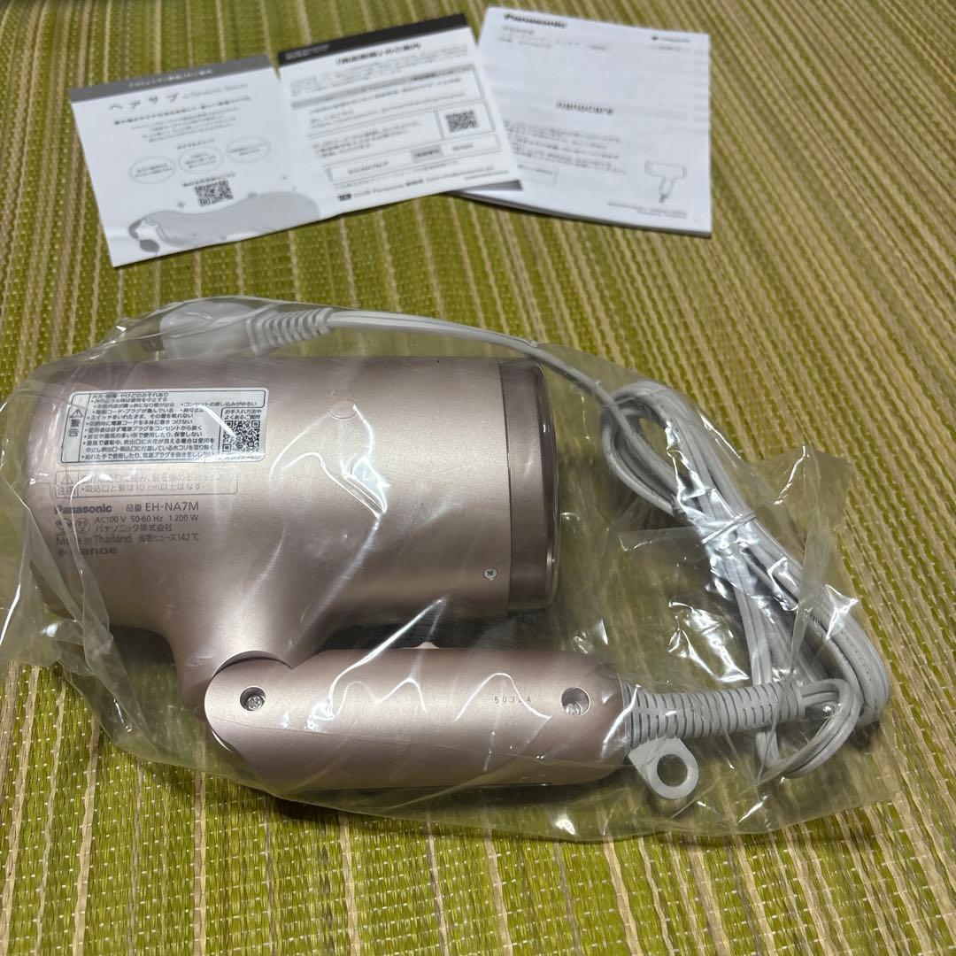 パナソニック　ナノケアドライヤー