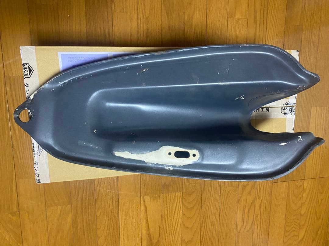 sr400 社外タンク ナロータンク