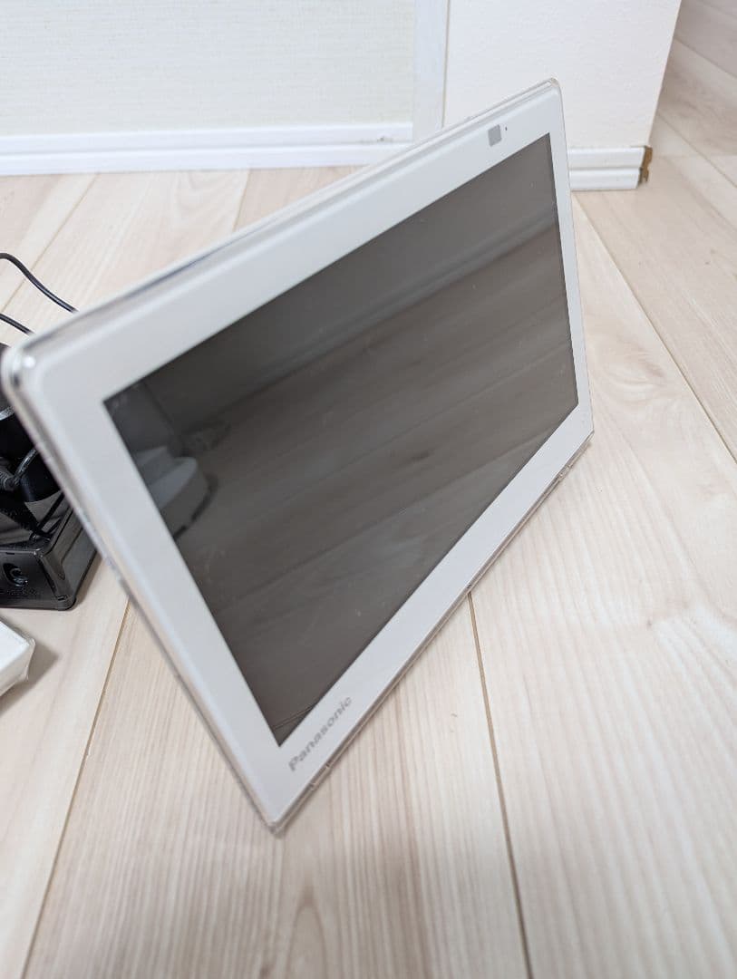 パナソニック 10V型 ポータブル 液晶テレビ　ビエラ 防水タイプ