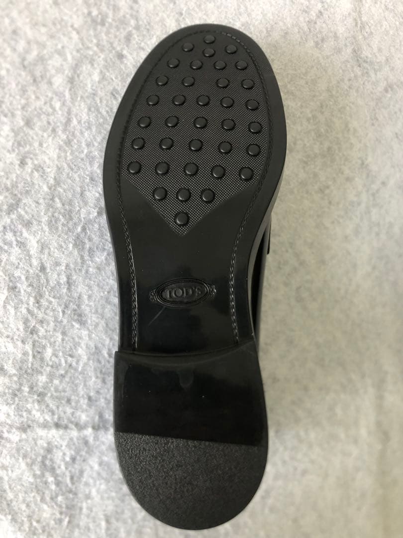 TOD'S　トッズ　靴　ケイトローファー チェーン　革靴　23