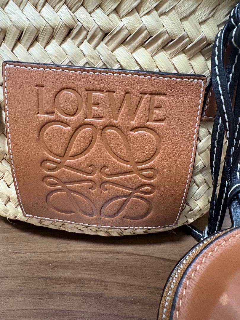 LOEWE かごバッグ シェルポーチ付き