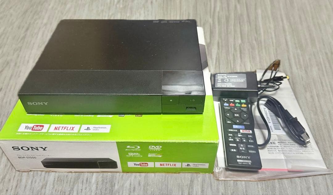 SONY ブルーレイプレーヤー 本体とリモコン付き