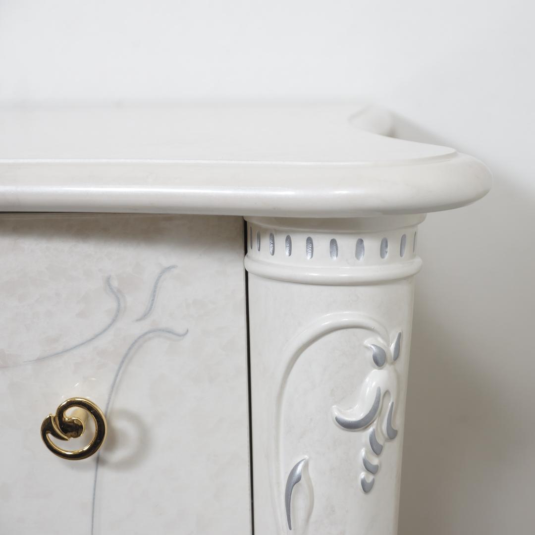 イタリア製 【新品】ジュリエッタ サルタレッリ 6Dチェスト　ホワイト