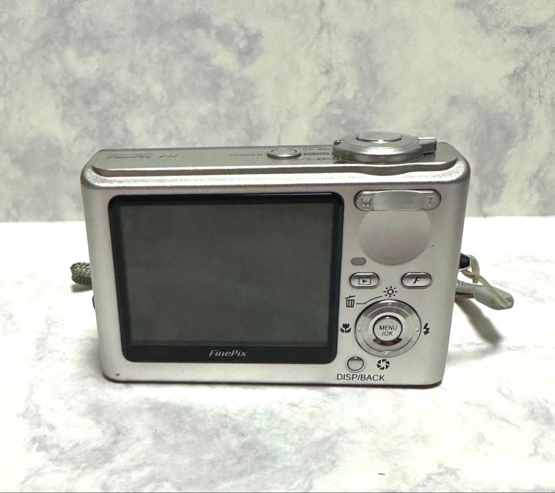 Fujifilm FinePix F11 6.3メガ　デジカメ　セット