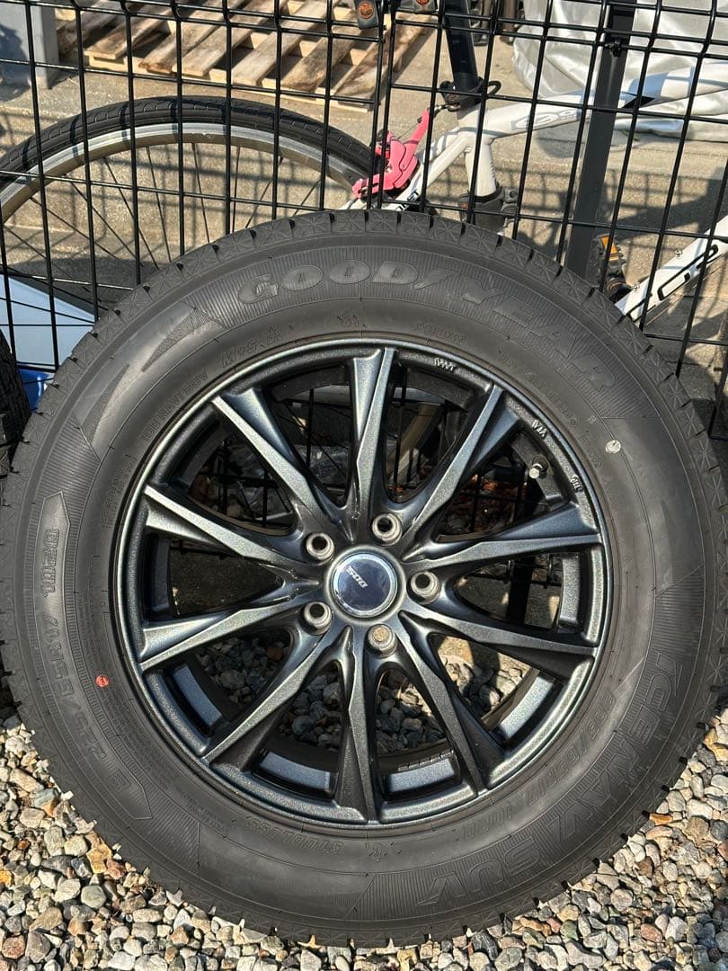スタッドレスタイヤ 225/65R17 ホイールセット