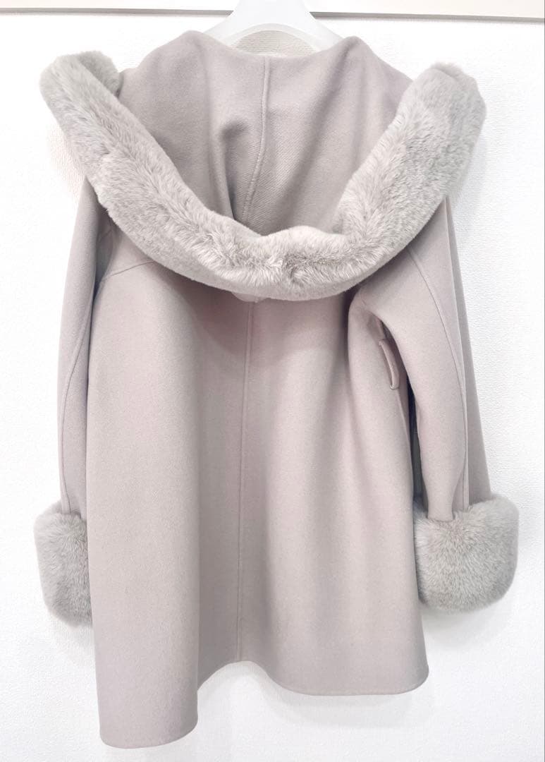 【ほぼ新品】2025A/W ファーリバーミドルコート