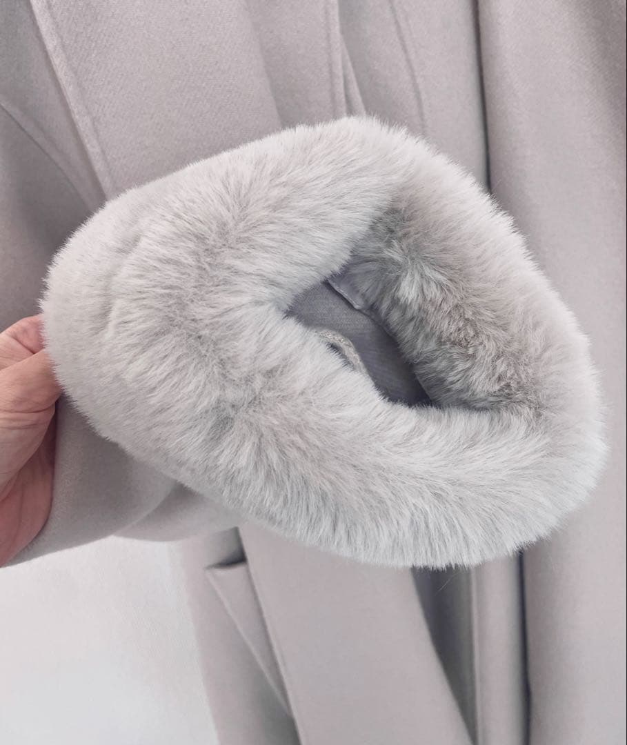 【ほぼ新品】2025A/W ファーリバーミドルコート