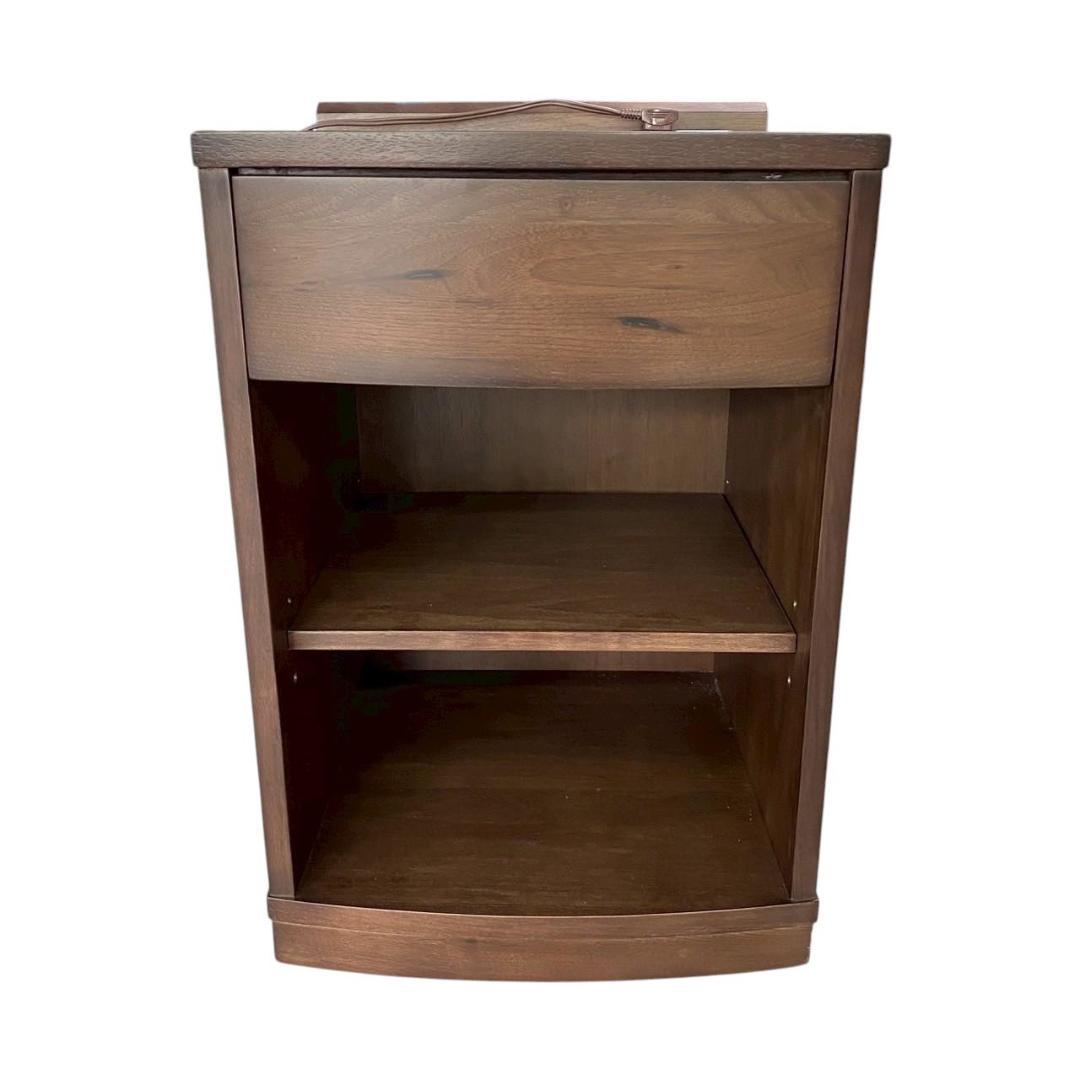 IDC大塚家具 ビエンナ ナイトテーブル サイドテーブル コンセント オーク材