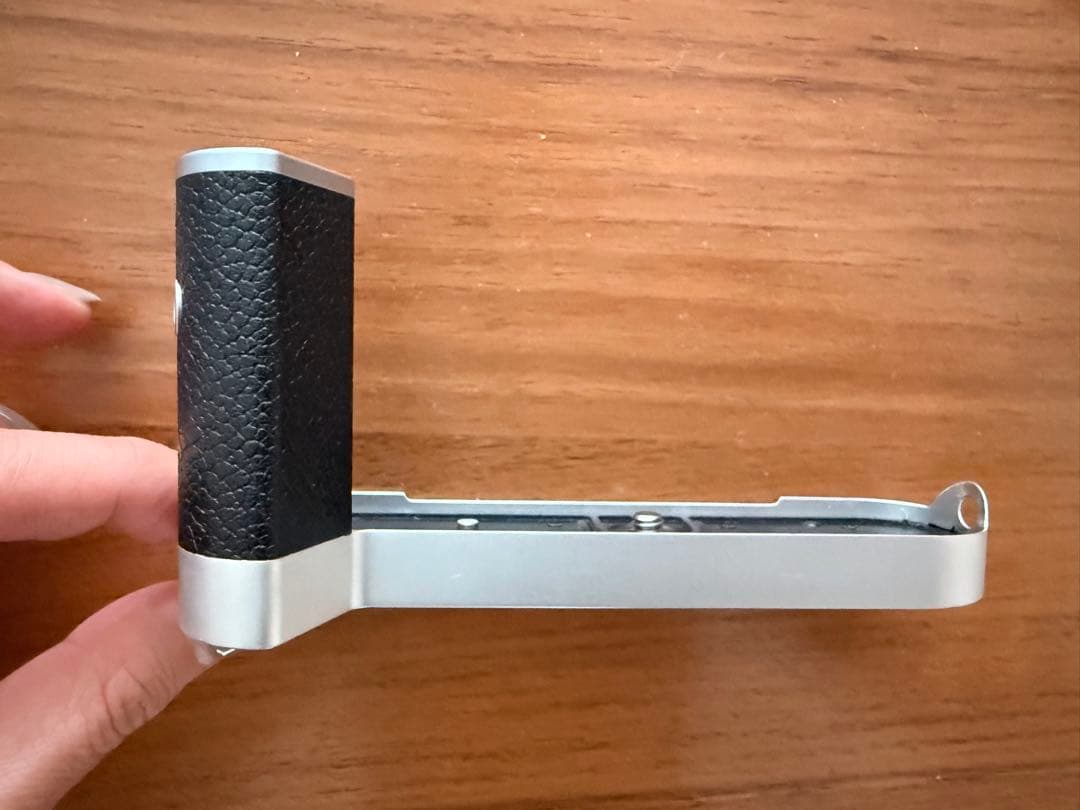 LEICA ライカ M10用 ハンドグリップ シルバー 24019