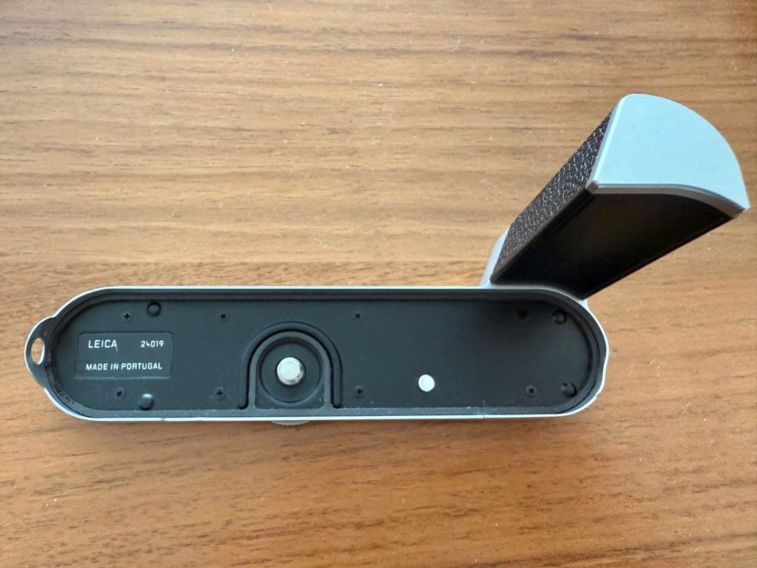 LEICA ライカ M10用 ハンドグリップ シルバー 24019