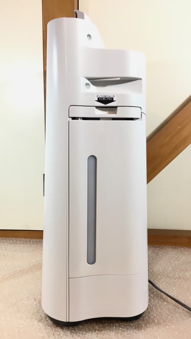 ○SHARP 加湿空気清浄機 ホワイト　KC-40TH7-W 2022年製
