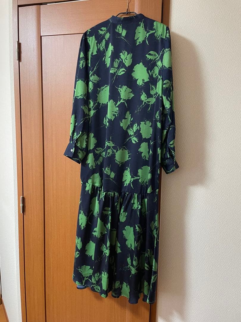 ヤマダヤ Aga フラワーモチーフプリントワンピース