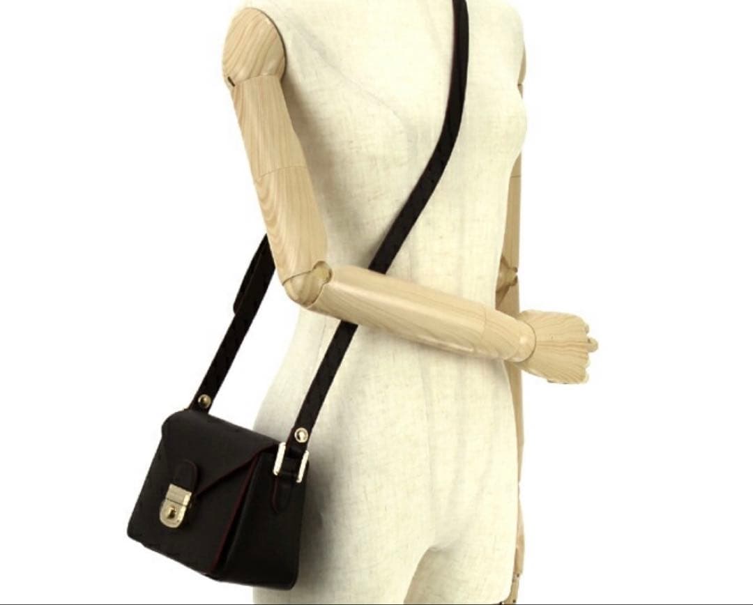 ロンシャン　ショルダーバッグ　メッセンジャー　黒