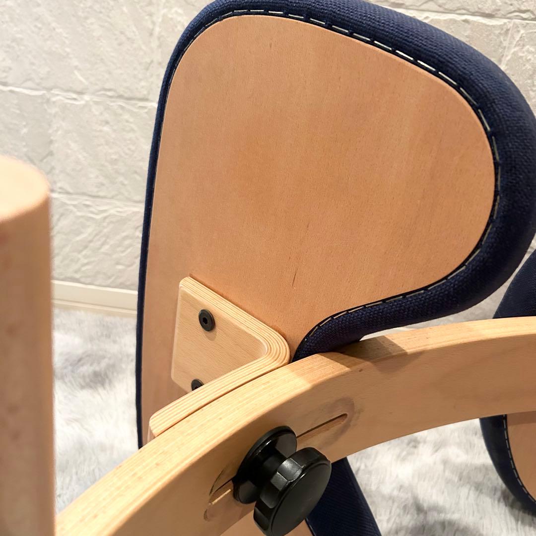 バランスラボ　balans Easy　姿勢矯正椅子　ネイビー　専用カバー付き