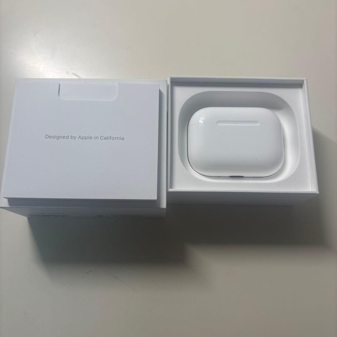 イヤホン Apple AirPods pro3