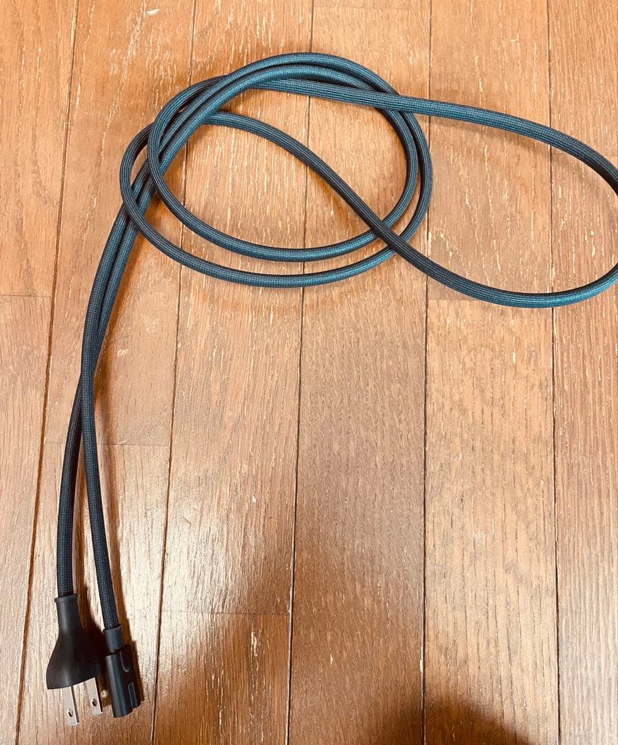 M4 Mac mini 24GB/1TB +Satechiスタンド&ハブ