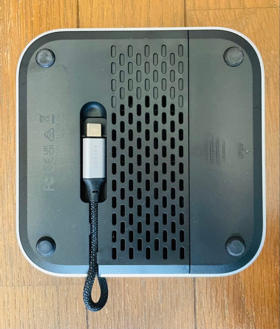 M4 Mac mini 24GB/1TB +Satechiスタンド&ハブ