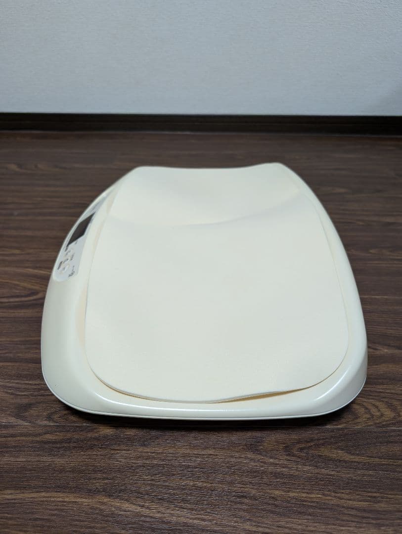 【未使用に近い】TANITA授乳量機能付ベビースケールno BB-105