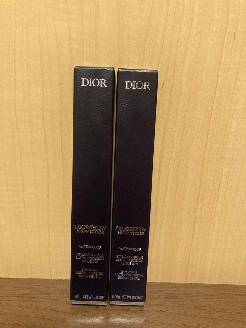【ディオール】 新品 ショウブロウスタイラーウォータープルーフ 01ブロンド2本