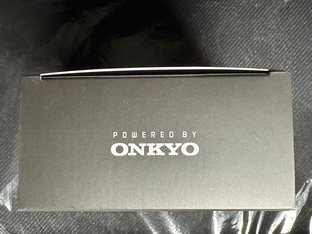 【未使用品】モノノ怪　ワイヤレスイヤホン&充電器