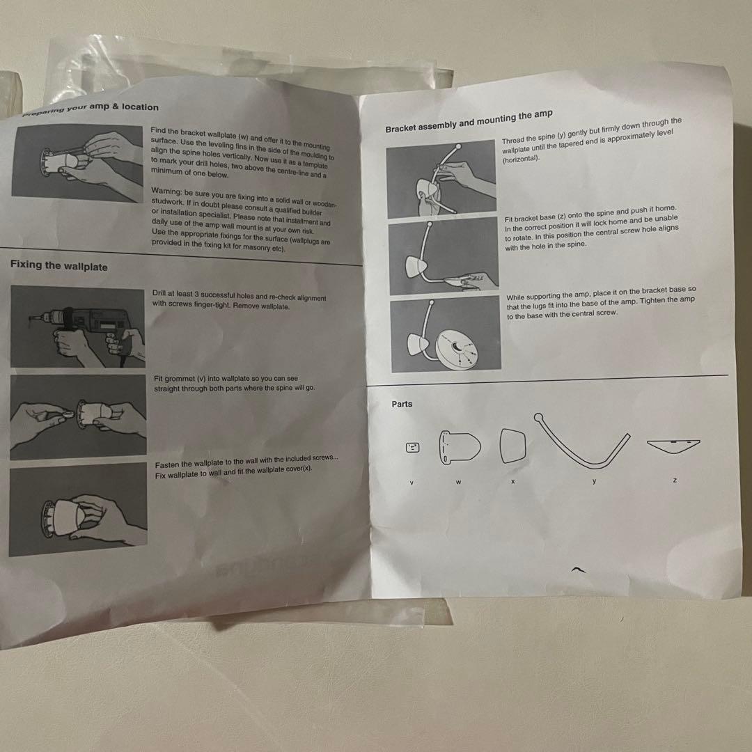 Scandyna Amp / Amp 2用ウォールブラケット ブラック／シルバー