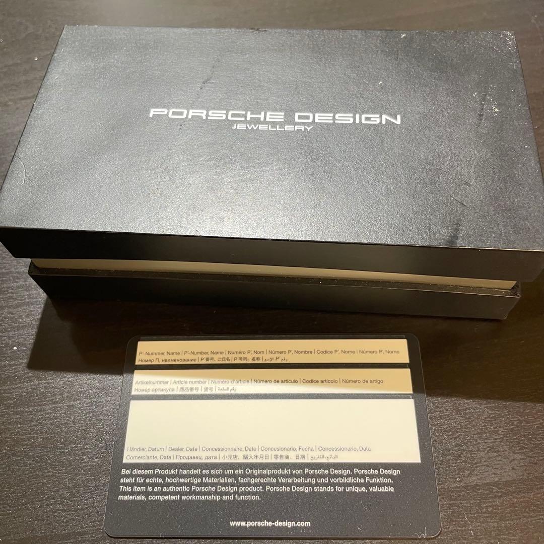 ポルシェデザイン　PORSCHE DESIGN カーボン柄 デザイン カフス