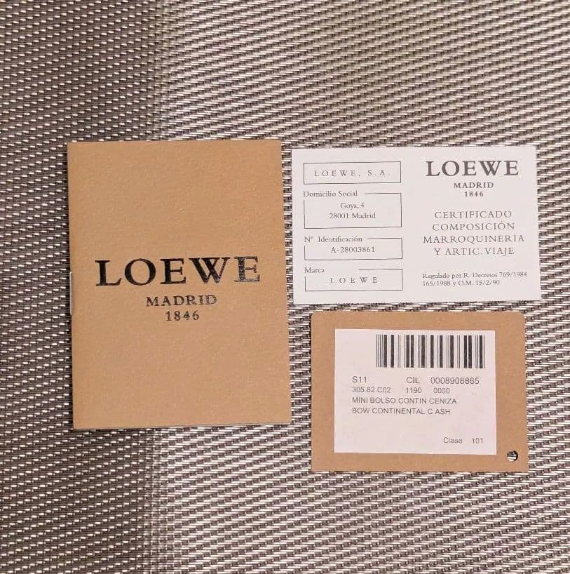 LOEWE ロエベ チェーンウォレット 長財布 ピンクベージュ