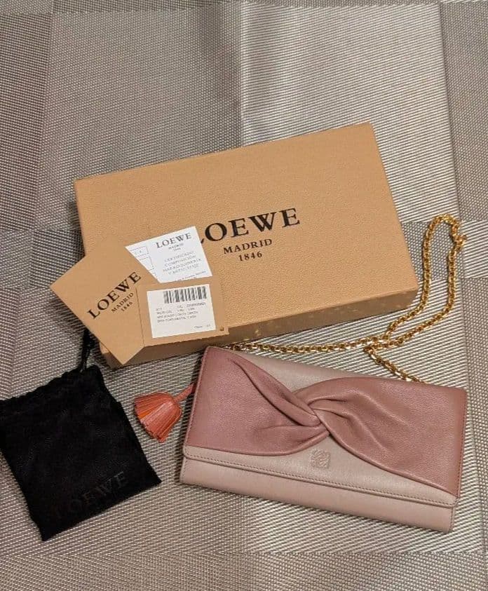 LOEWE ロエベ チェーンウォレット 長財布 ピンクベージュ
