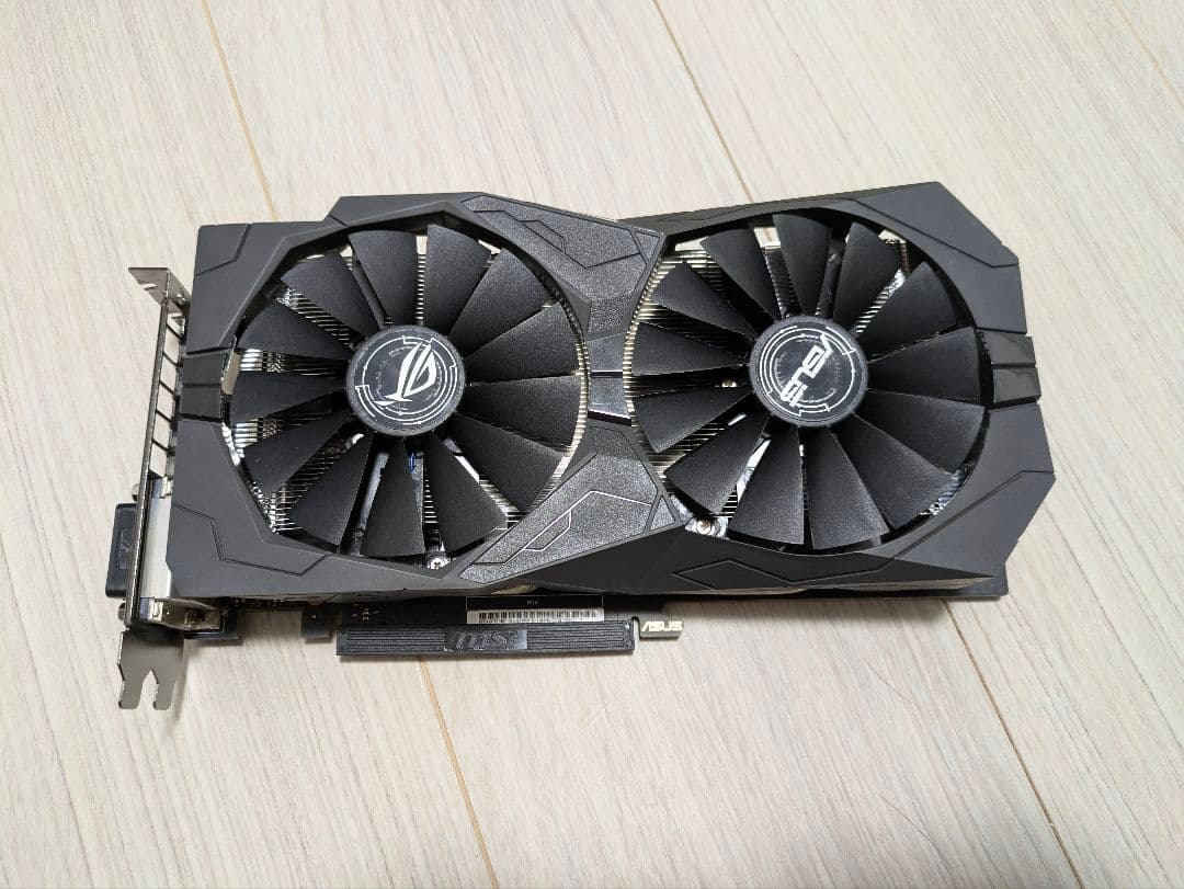 グラフィックボード・グラボ・ビデオカード ASUS ROG STRIX-GTX1050TI-04G-GAMING