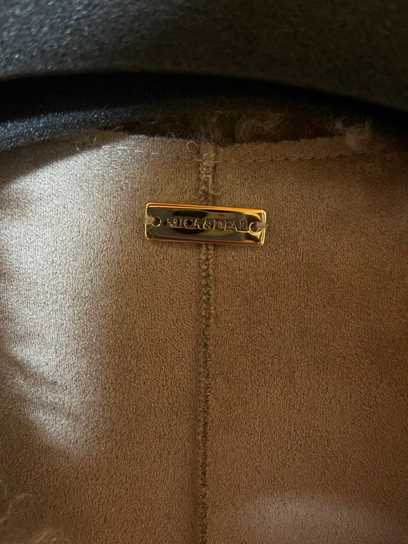 Vネックフェイクファーベスト　モカ　リバーシブル　コメントありで更に値下げします