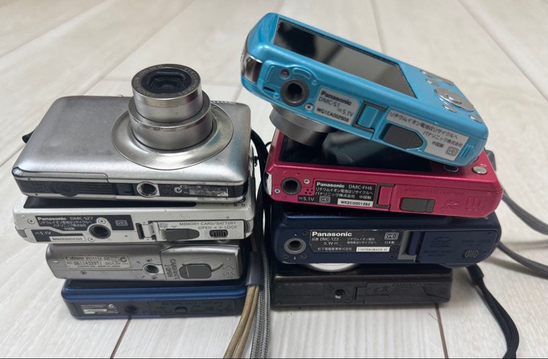 デジタルカメラ　8点セット(未確認) (ジャンク品)