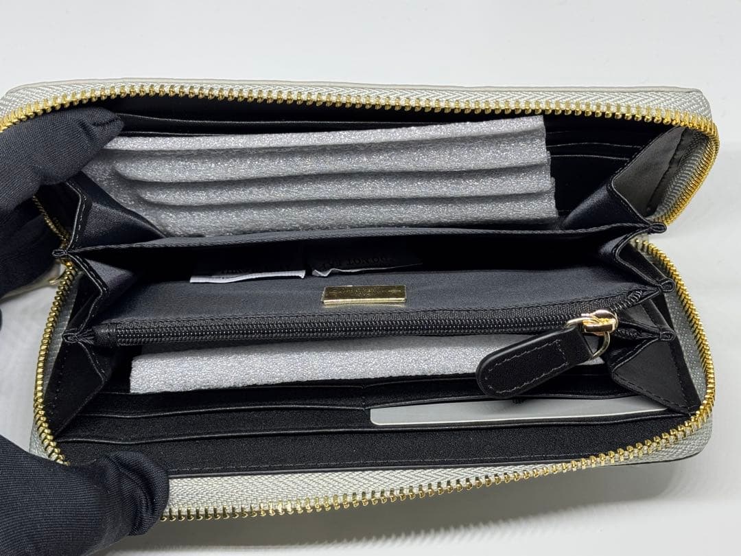 【新品未使用】Vivienne Westwood 長財布 グレー