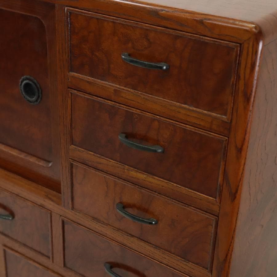 値下逸品 匠シール 欅 縮み杢 内桐 民芸・時代家具調 小抽斗 小箪笥幅61cm