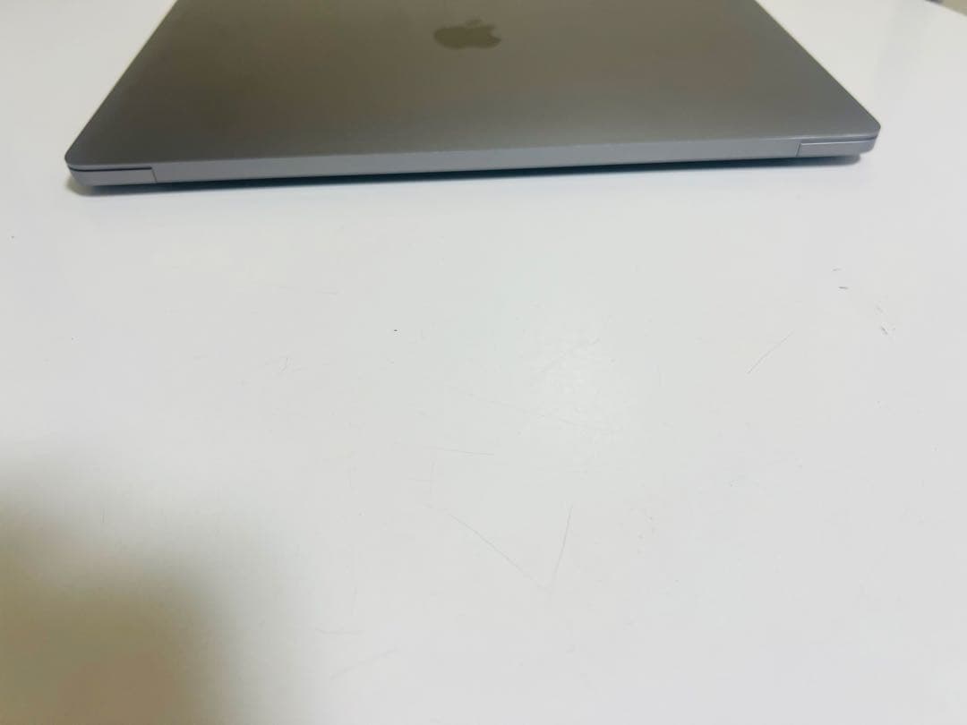 MacBook本体 Macbook Pro 2020 i5/16/512GB