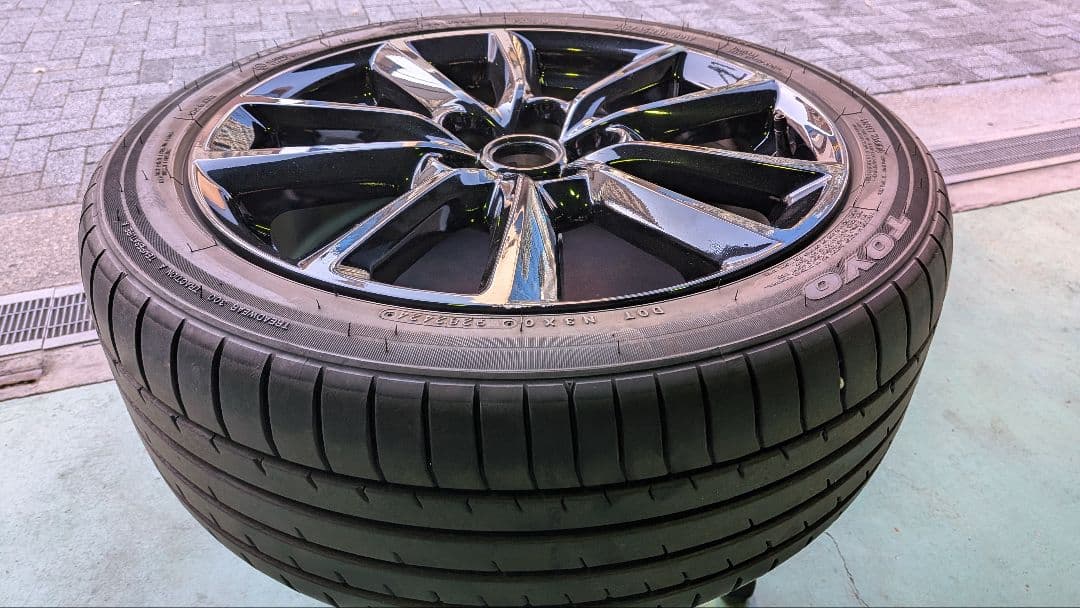 マツダ３ファストバック純正 265/45R18 タイヤ・ホイールセット1本