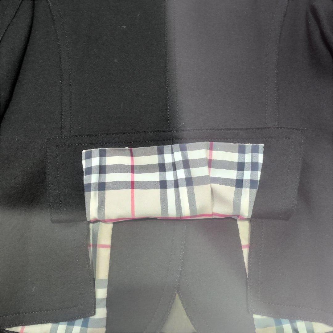 バーバリーロンドン　黒のテーラードジャケット　40号