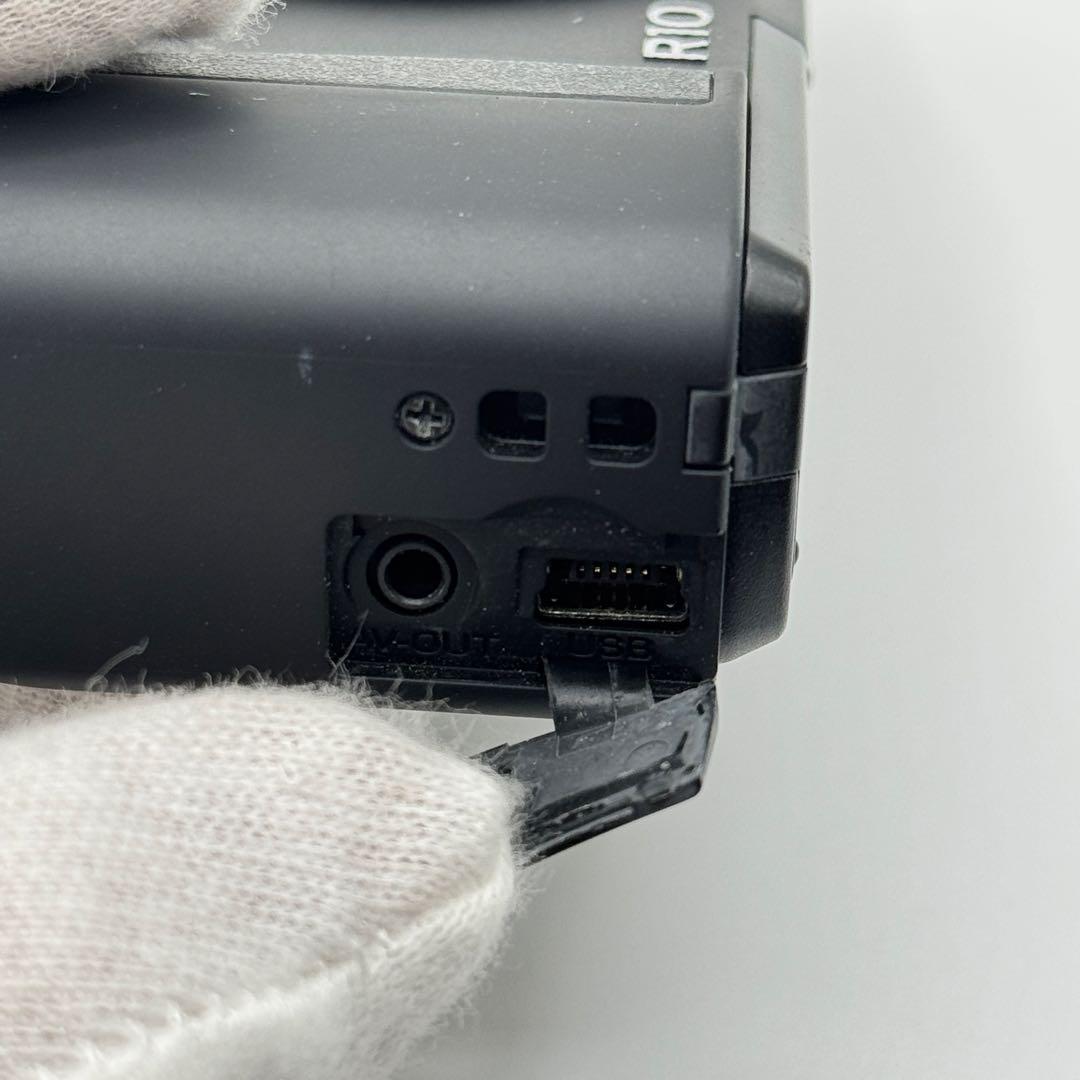 【極美品】 【動作◎】 RICOH R10 リコー　コンデジ デジカメ