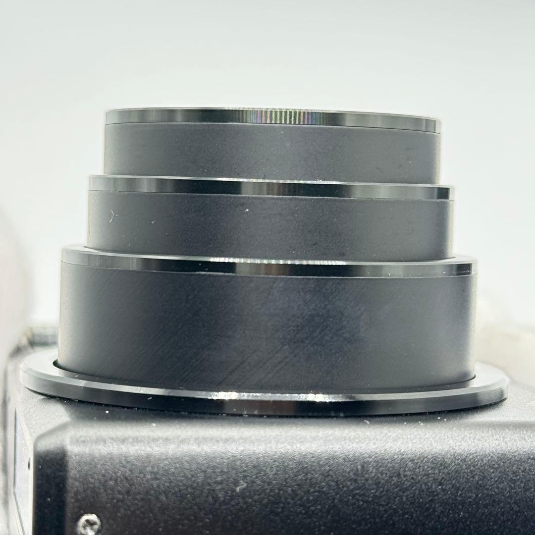 【極美品】 【動作◎】 RICOH R10 リコー　コンデジ デジカメ