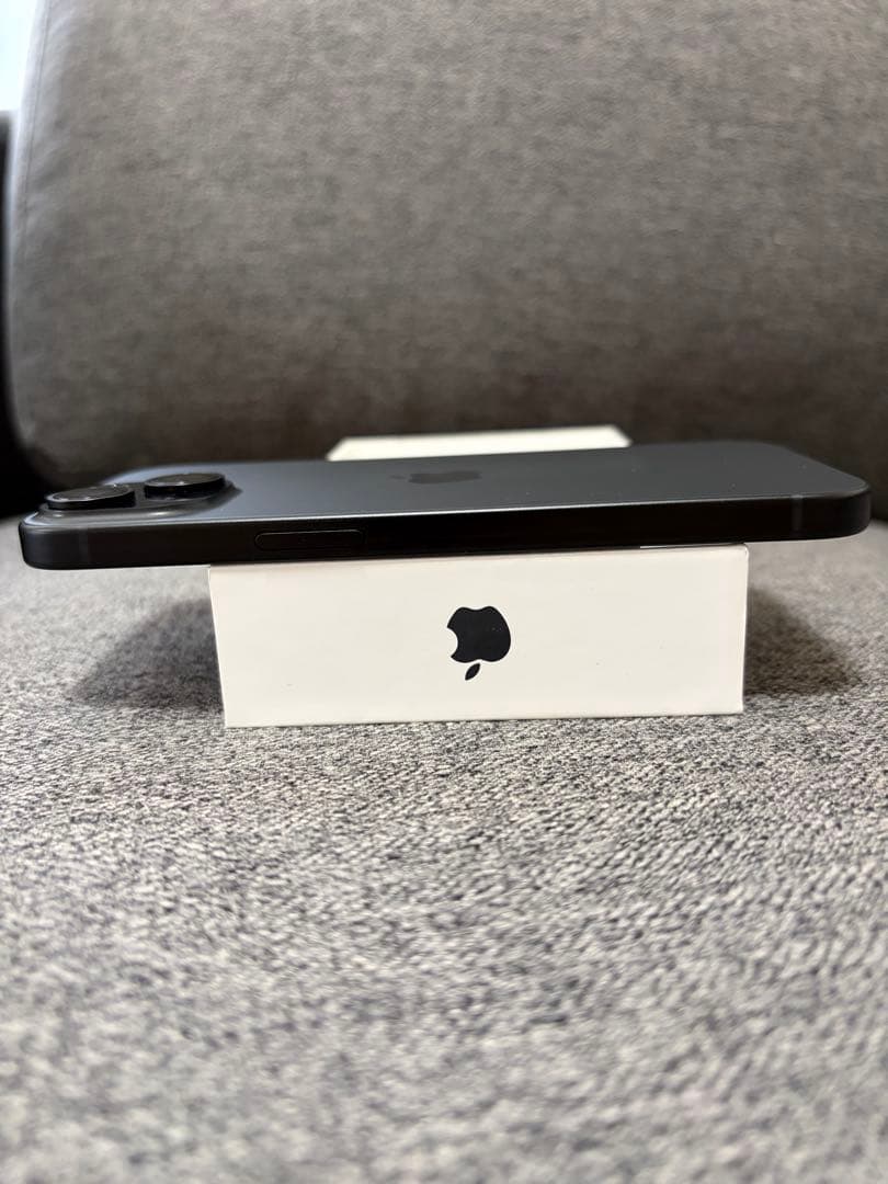 【超美品】 iPhone 15 本体 ブラック 128 GB