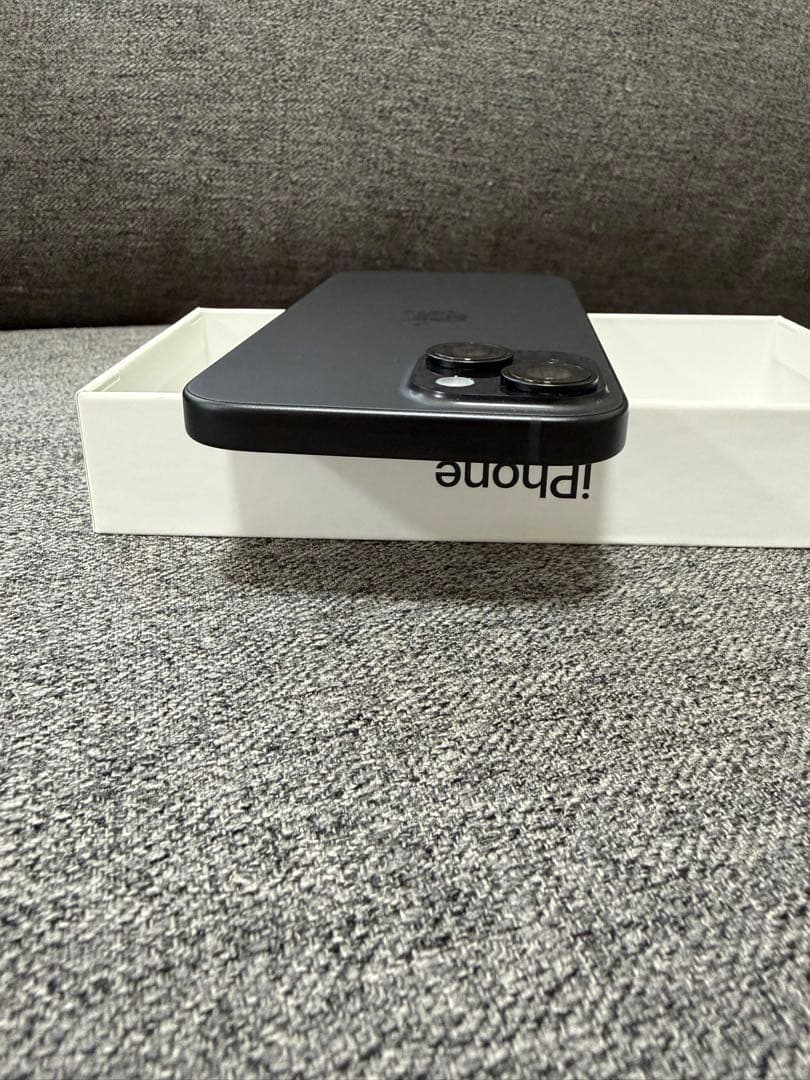 【超美品】 iPhone 15 本体 ブラック 128 GB