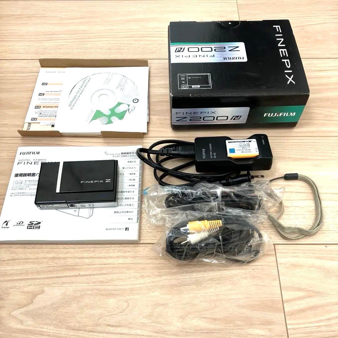 付属品完備 FUJIFILM Z200 コンパクトデジタルカメラ 平成レトロ