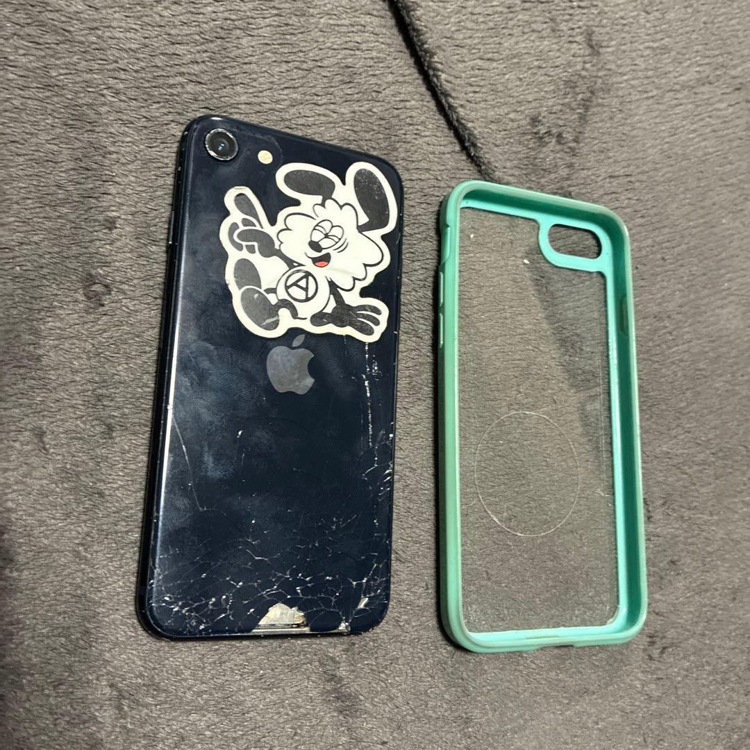 iPhone SE3 中古　64GB ミッドナイト　黒