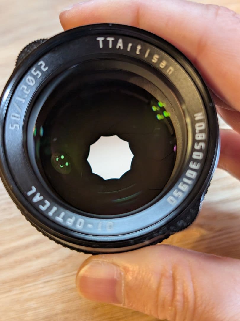 TT Artisan APS-C 50mm F1.2 レンズ（フジX）
