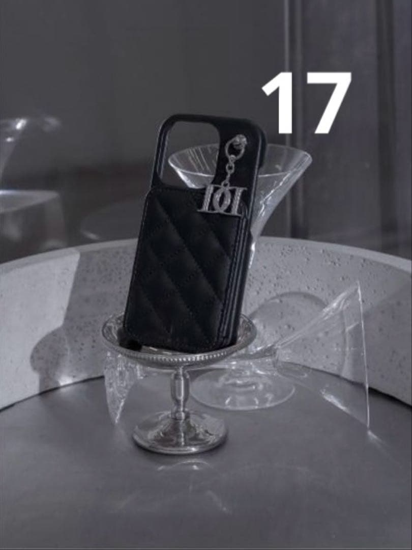 ダーリッチ　ダーリッチ　キルティングミラーDDチャームiPhoneケース　17