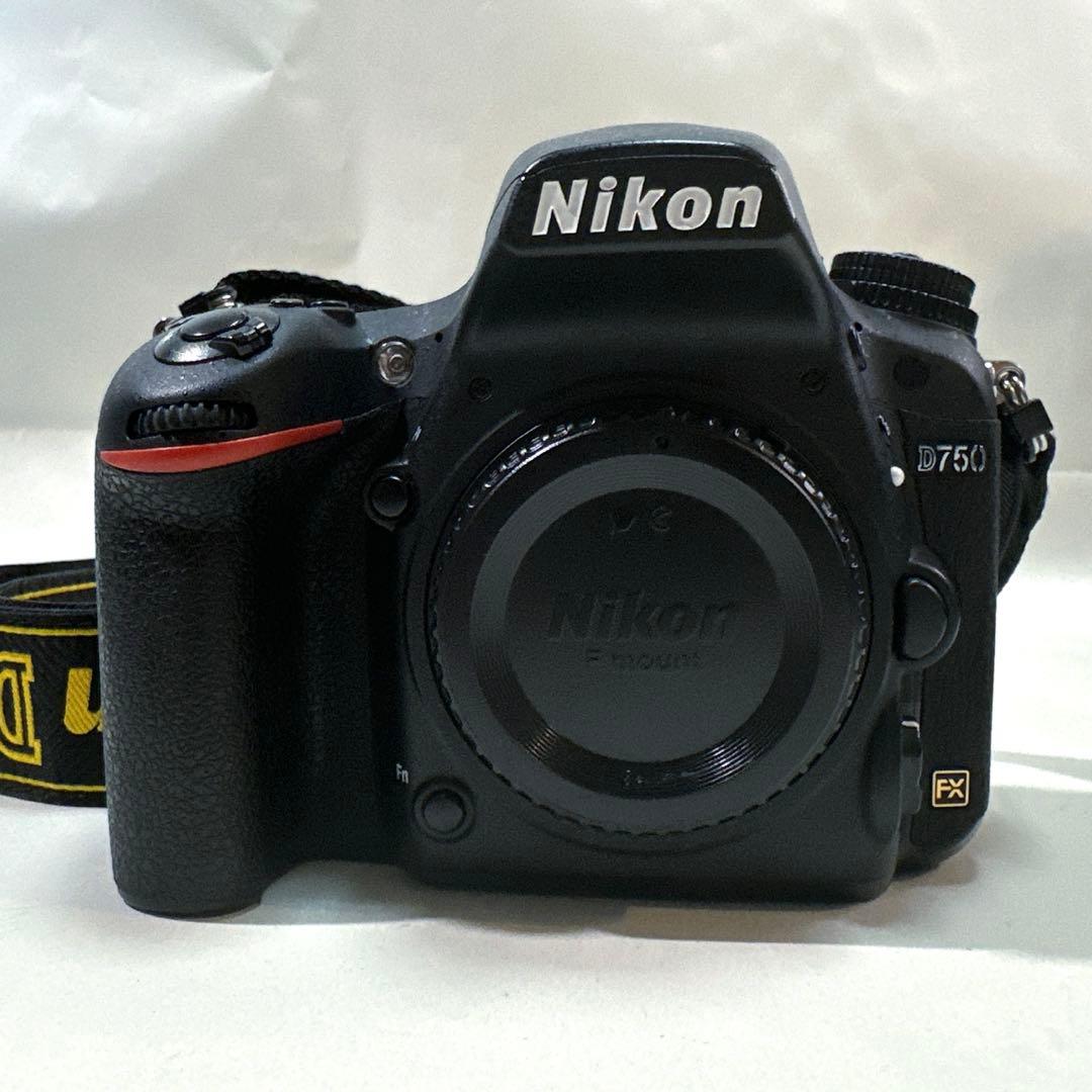 h*h様 【美品‼️】　ニコン／Nikon D750 ボディ(フルサイズ) 液晶