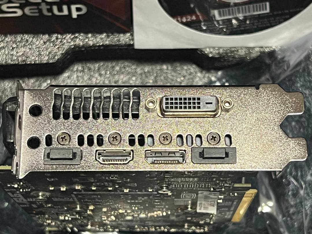 グラフィックボード・グラボ・ビデオカード ASUS GTX1060 GDDR5 6GB