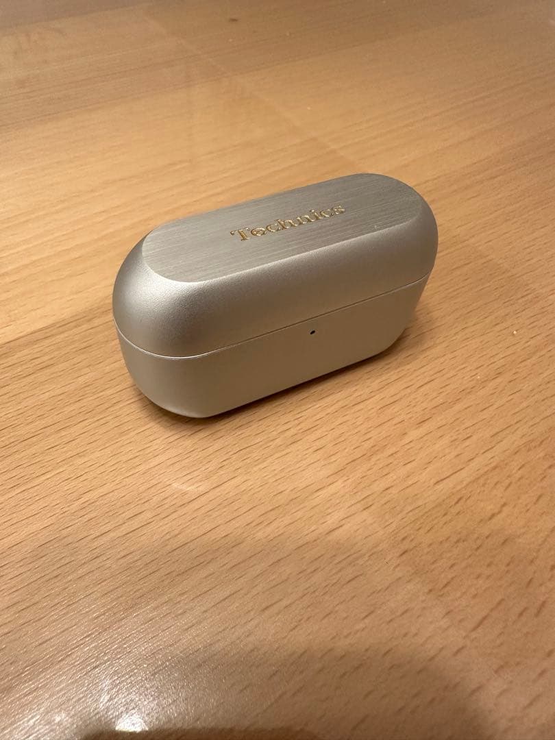 Technics EAH-AZ100ワイヤレスイヤホン シルバー 充電ケース付き