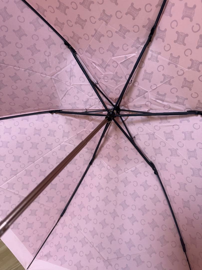 【匿名配送】【美品】CELINE セリーヌ 折りたたみ傘 コンパクト三つ折り傘