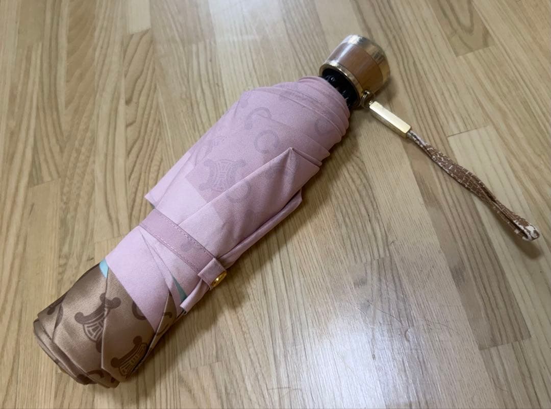 【匿名配送】【美品】CELINE セリーヌ 折りたたみ傘 コンパクト三つ折り傘