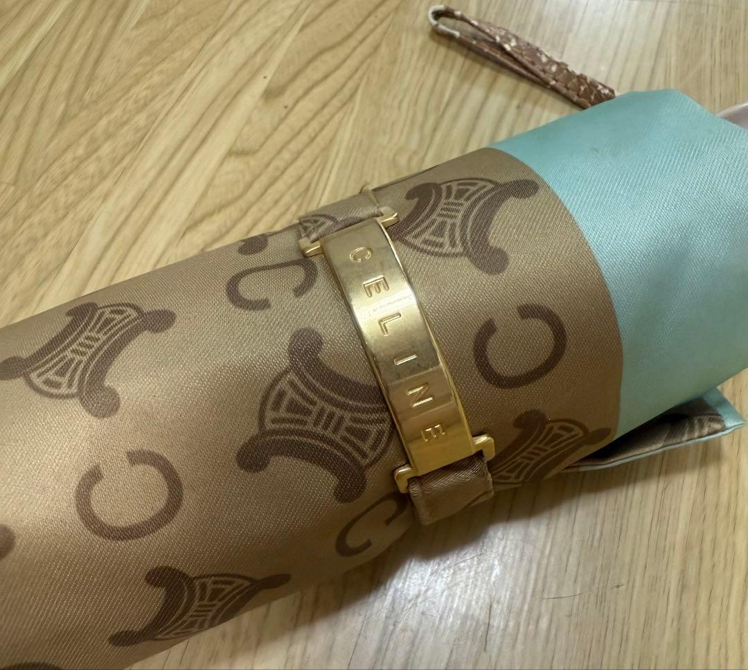 【匿名配送】【美品】CELINE セリーヌ 折りたたみ傘 コンパクト三つ折り傘